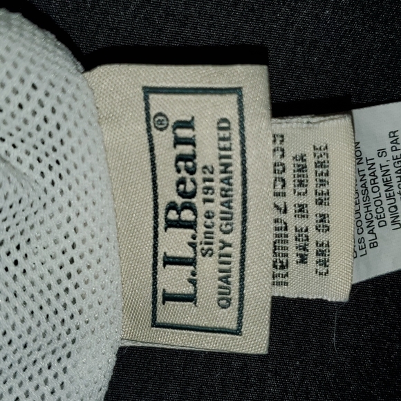 Like New L.L. Bean Trunks - Picture 5 of 7